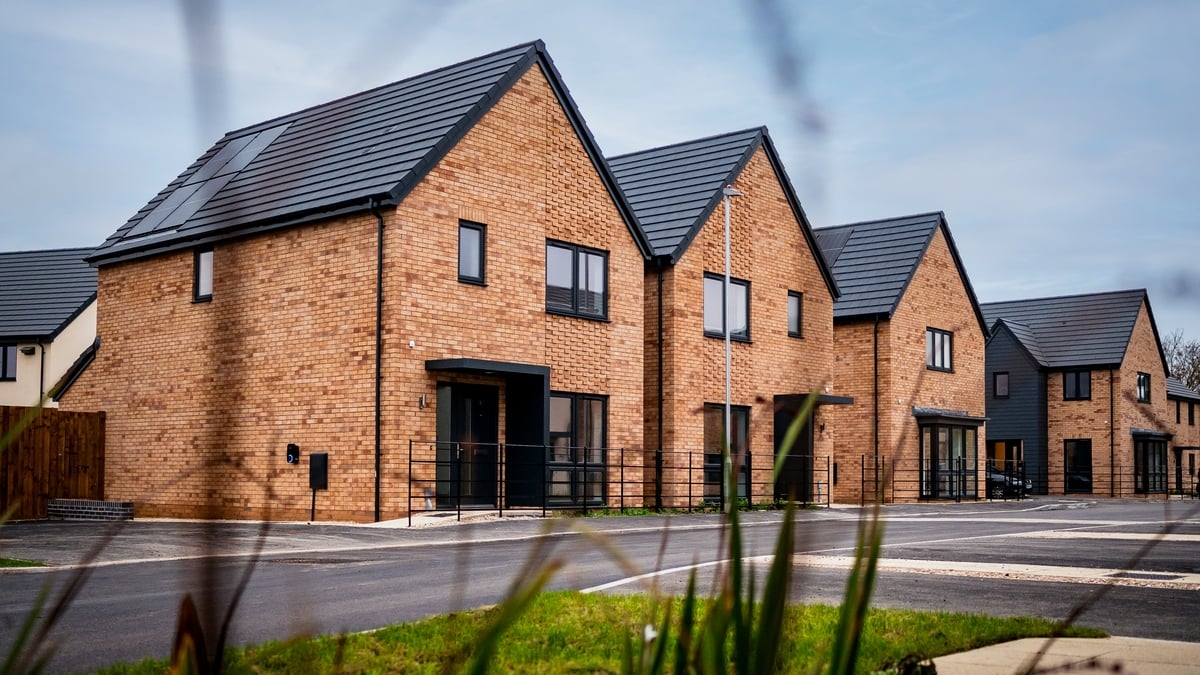 Do you avoid your neighbours?