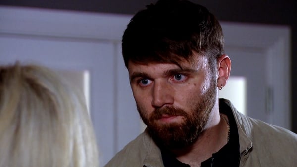 Ian reacts angrily to Sash's suggestion