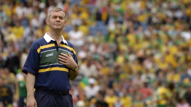 Brian McEniff managing Donegal in 2004