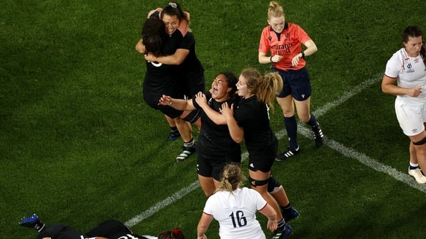 AUCKLAND, NEW ZEALAND - NOVEMBER 12: The New Zealand Black Ferns celebrate victory during the Rugby World Cup 2021 Final match between New Zealand and England at Eden Park on November 12, 2022, in Auckland, New Zealand. (Photo by Andy Jackson - World Rugby/World Rugby via Getty Images)