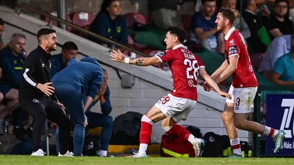 25 July 2025; Ryan O'Kane of Sligo Rovers, centre, celebrates with manager John Russell, left, after scoring their side's third goal during the SSE Airtricity Men's Premier Division match between Cork City and Sligo Rovers at Turner's Cross in Cork. Photo