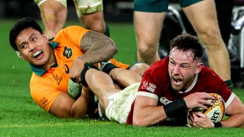 Hugo Keenan scored the winning try with the final play of the game