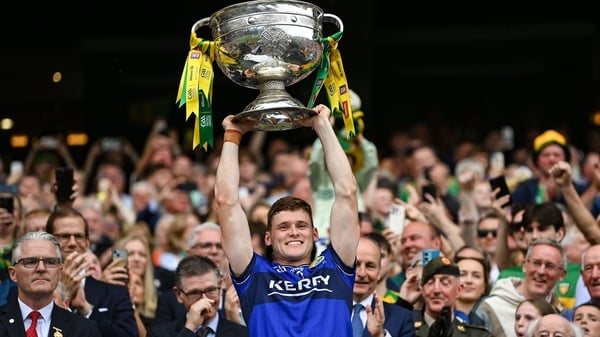 27 July 2025; Kerry captain Gavin White lifts the Sam Maguire cup after his side's victory in the GAA Football All-Ireland Senior Championship final match between Kerry and Donegal at Croke Park in Dublin. Photo by Stephen McCarthy/Sportsfile