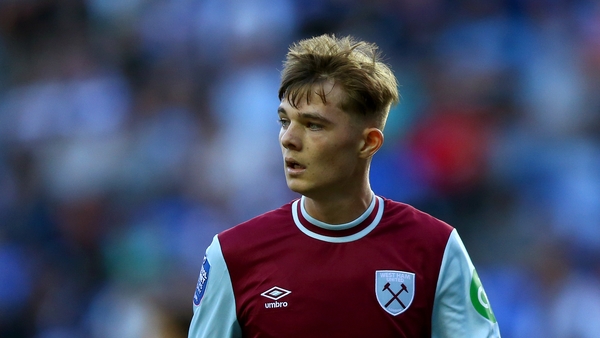 READING, ENGLAND - AUGUST 20: Sean Moore of West Ham United looks on during the Bristol Street Motors Trophy match between Reading and West Ham United U21 at Select Car Leasing Stadium on August 20, 2024 in Reading, England. (Photo by Cameron Howard/Getty