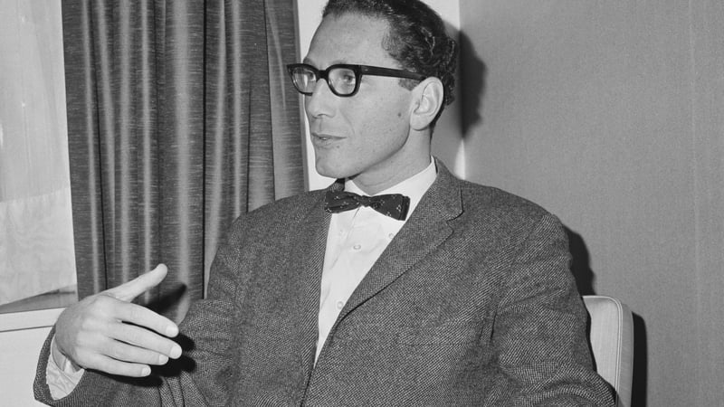 American satirical singer-songwriter Tom Lehrer pictured in 1966. (Photo by Evening Standard/Hulton Archive/Getty Images)