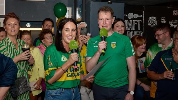 RTÉ Raidio na Gaeltachta - Glas agus Buí Beo ó Chúinne na Phíobaire | Photographer Cathal Mac an Bheatha