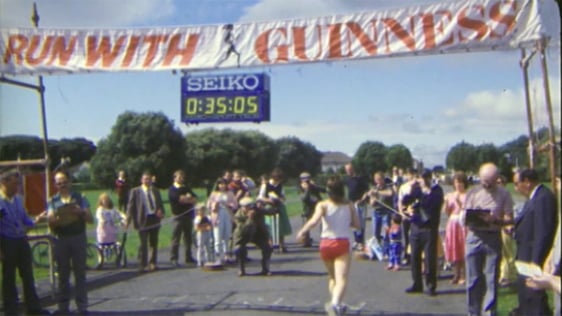 Christine Kennedy wins the 10km Raheny road race sponsored by Guinness in 1985.