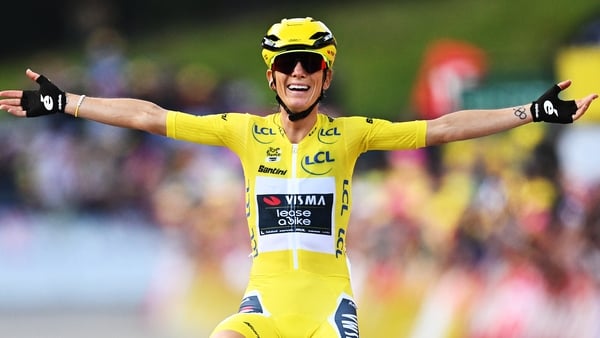 Pauline Ferrand-Prevot of France and Team Visma | Lease a Bike - Yellow leader jersey celebrates at finish line as stage and final overall winner winner during the 4th Tour de France Femmes 2025, Stage 9 a 124.1km stage from Praz-sur-Arly to Chatel Les Po