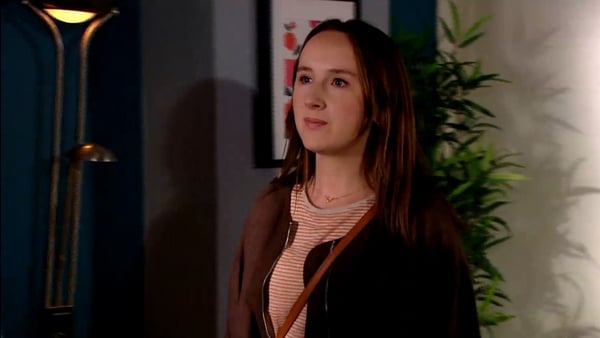 An infuriated Zoe confronts Melanie