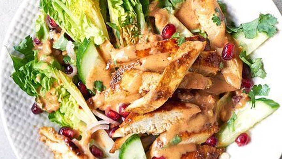 Neven's recipes - A nice aromatic chicken satay salad