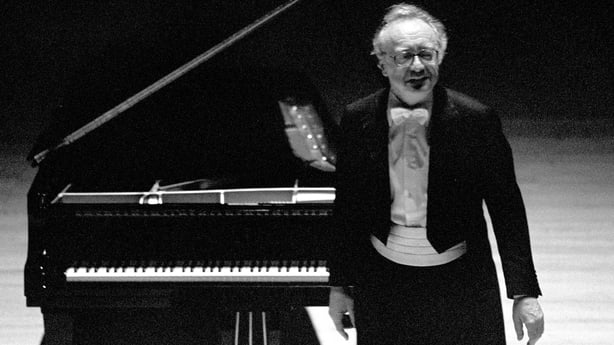 Czech-born Austrian pianist Alfred Brendel (1931-2025) after a performance at London's Royal Festival Hall. (Photo by Graham Wiltshire/Getty Images)