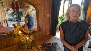 Extended Mix: Leslie Dowdall show image