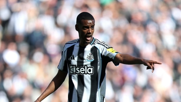 Alexander Isak of Newcastle United reacts during the Premier League match between Newcastle United FC and Everton FC at St James' Park 