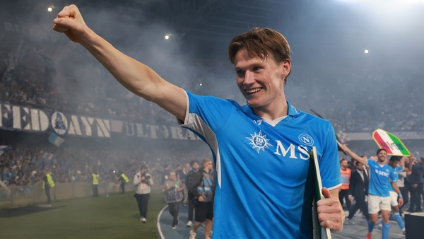 Scott McTominay of SSC Napoli celebrates victory of the italian championship 2024/2025 at Diego Armando Maradona stadium.