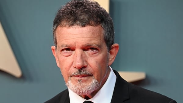 Antonio Banderas poses for a photo on the red carpet