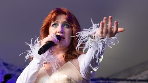 Irish singer at Gastonbury music festival