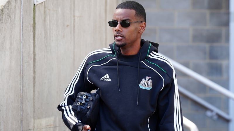 Alexander Isak situation beyond the transfer window is still far from certain