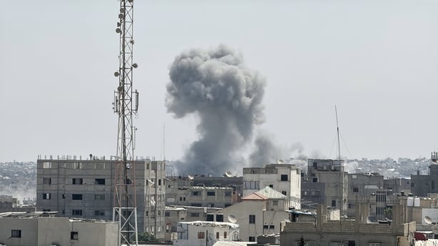 KHAN YUNIS, GAZA - AUGUST 14: Smoke rises from the site hit in Israeli army attacks on the southern Gaza city of Khan Yunis on August 14, 2025. (Photo by Abdallah F.s. Alattar/Anadolu via Getty Images)
