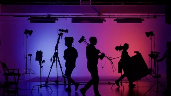 film video set crew freelance creative industries