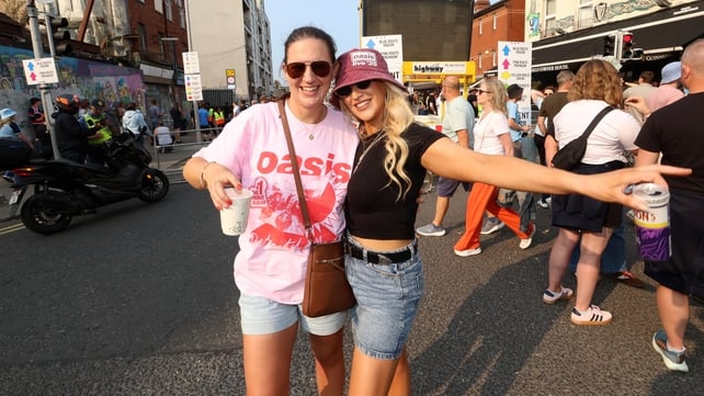 Oasis fans Keelin Dowlin and Deirdre Flynn outside Croke Park in Dublin before Saturday's concert. Photo: Sasko Lazarov/© RollingNews.ie