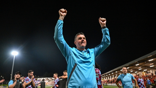 16 August 2025; Drogheda United manager Kevin Doherty celebrates with his hands in the airafter the Sports Direct Men’s FAI Cup third round match between Derry City and Drogheda United at The Ryan McBride Brandywell Stadium in Derry. Photo by Stephen McCa