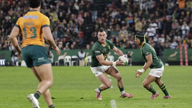 South Africa's Jesse Kriel (C)