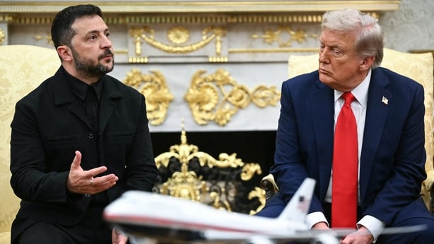 Ukrainian President Volodymyr Zelensky and US President Donald Trump in the Oval Office.
