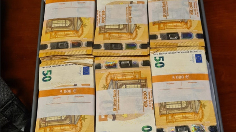 Over €800,000 in cash was seized during the investigation