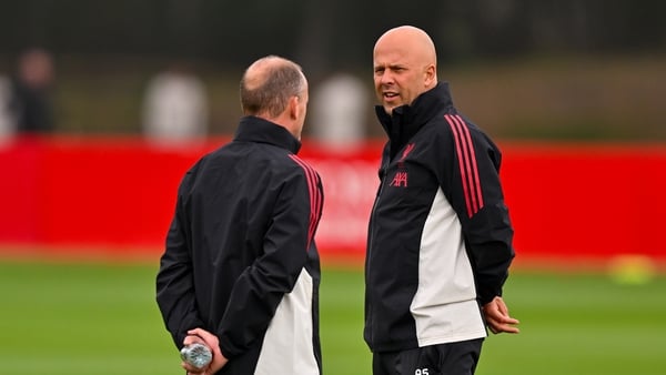 KIRKBY, ENGLAND - AUGUST 21: (THE SUN OUT, THE SUN ON SUNDAY OUT) Arne Slot head coach of Liverpool during a training session at AXA Training Centre on August 21, 2025 in Kirkby, England. (Photo by Andrew Powell/Liverpool FC via Getty Images)