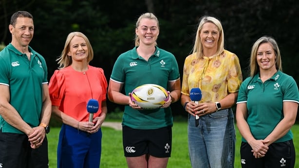 21 August 2025; RTÉ presenters Jacqui Hurley and Clare MacNamara pictured with Ireland Head Coach Scott Bemand and players Sam Monaghan, centre, and Edel McMahon at Dunboyne Castle in Meath as RTÉ launches its Women's Rugby World Cup 2025 Coverage. Photo by David Fitzgerald/Sportsfile 
