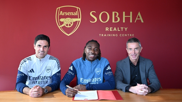 LONDON COLNEY, ENGLAND - AUGUST 23: Eberechi Eze signs for Arsenal with Arsenal Manager Mikel Arteta and Andrea Berta Arsenal's Sporting Director at Sobha Realty Training Centre on August 23, 2025 in London Colney, England. (Photo by David Price/Arsenal FC via Getty Images)