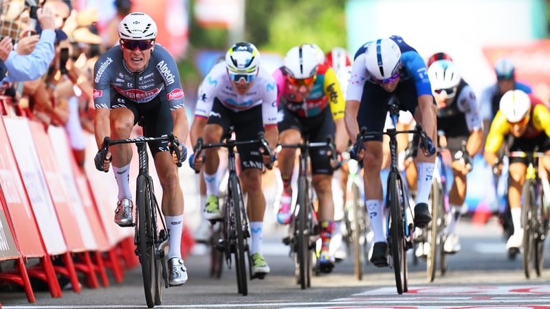 Jasper Philipsen eased to the sprint victory to take the opening stage of this year's race