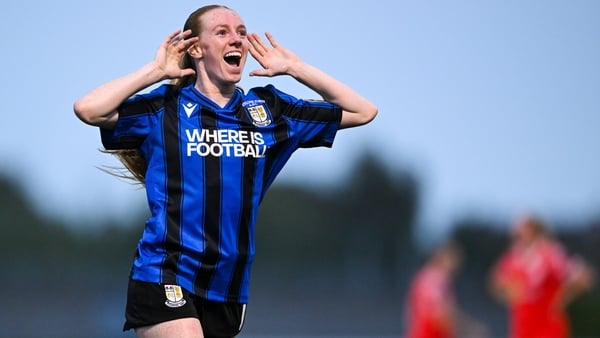23 August 2025; Kelly Brady of Athlone Town celebrates after scoring her side's second goal during the SSE Airtricity Women's Premier Division match between Athlone Town and Shelbourne at Athlone Town Stadium in Westmeath. Photo by Shauna Clinton/Sportsfi
