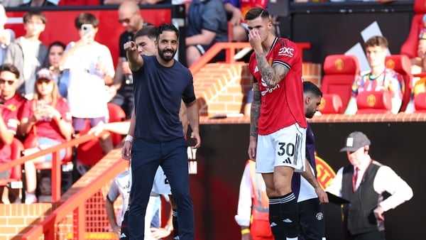 MANCHESTER, ENGLAND - AUGUST 17: Ruben Amorim the head coach / manager of Manchester United instructs Benjamin Sesko of Manchester United as he comes on during the Premier League match between Manchester United and Arsenal at Old Trafford on August 17, 20