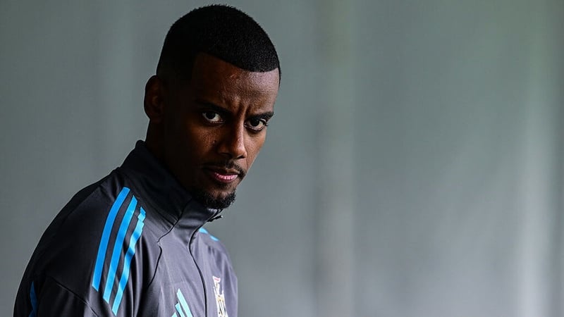 Magpies manager Eddie Howe says 'I'm not stupid, I know what's around the fixture.' about Alexander Isak noise ahead of Liverpool clash on Monday