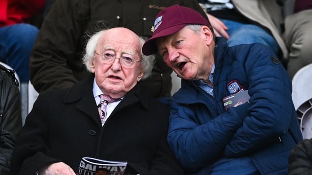 22 August 2025; President of Ireland Michael D Higgins with Bernie O'Connell of Galway United at the SSE Airtricity Men's Premier Division match between Galway United and Derry City at Eamonn Deacy Park in Galway. Photo by Piaras Ó Mídheach/Sportsfile