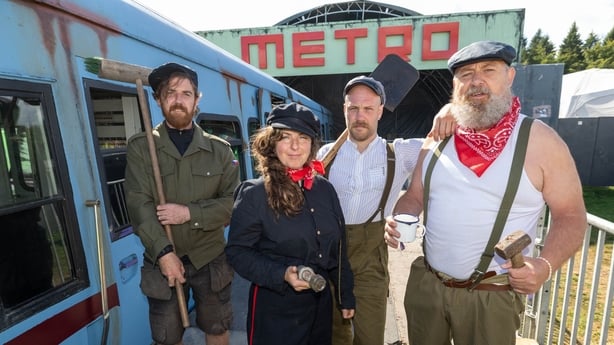 Joe Sheridan, Annie Carriage, John Sheridan and Mr Metro with the Metro in Freetown 