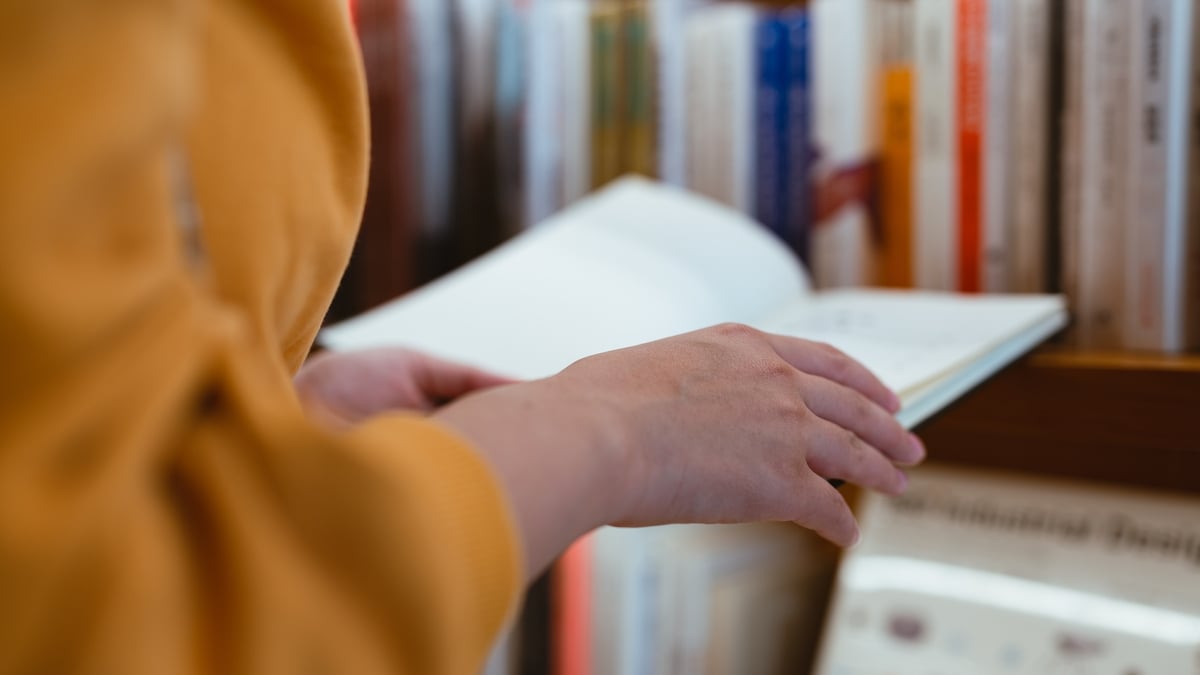Tallaght  hospital gets its First Vending Machine Library