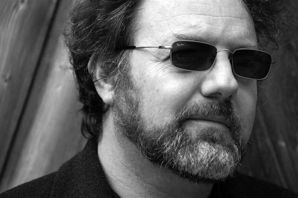 landscape shot of UK singer Paul Roland 