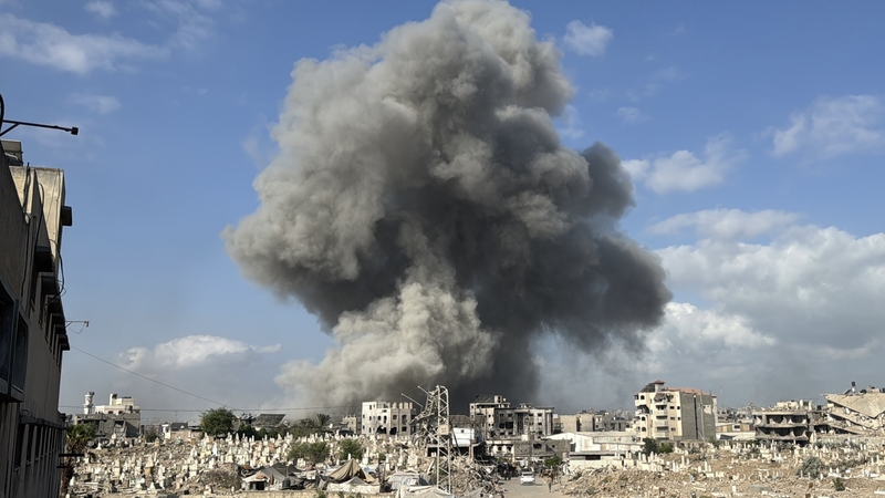 Israeli strikes targeted the Zeitoun neighbourhood of Gaza City