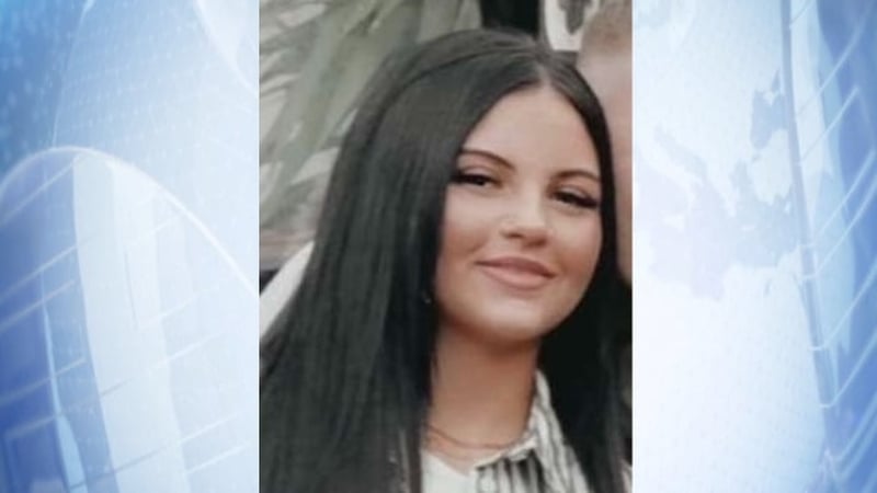 A picture of Mia Keevan on a blue background