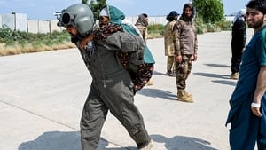 At least 800 people killed, 2,800 injured in Afghanistan earthquake show image