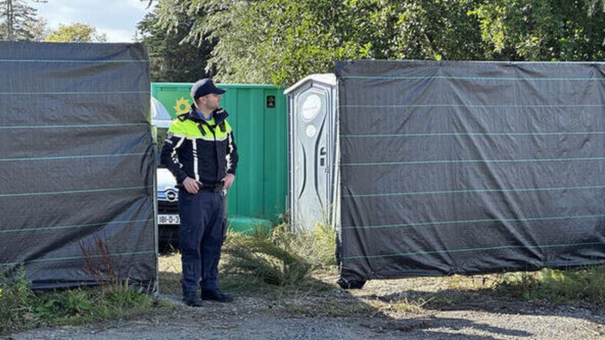 Gardaí begin search for missing boy ‘presumed dead’