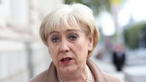 Humphreys: "I won't be a Fine Gael president. The presidency is above party politics" show image