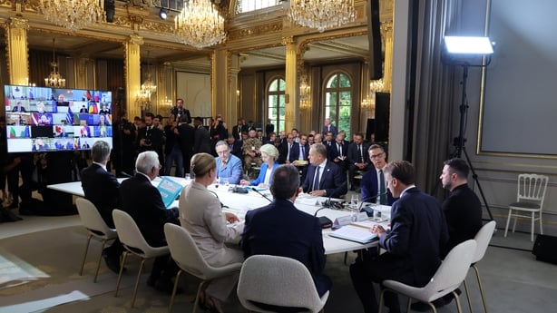 Leaders sit around conference table for Ukraine summit in Paris