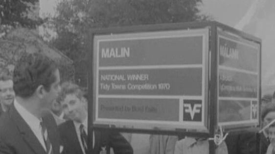 Brian Lenihan TD unveils tidy towns sign in Malin, County Donegal (1970)
