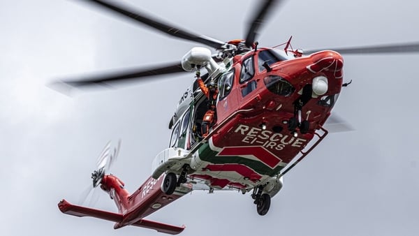 A photo of a Coast Guars 292 helicopter