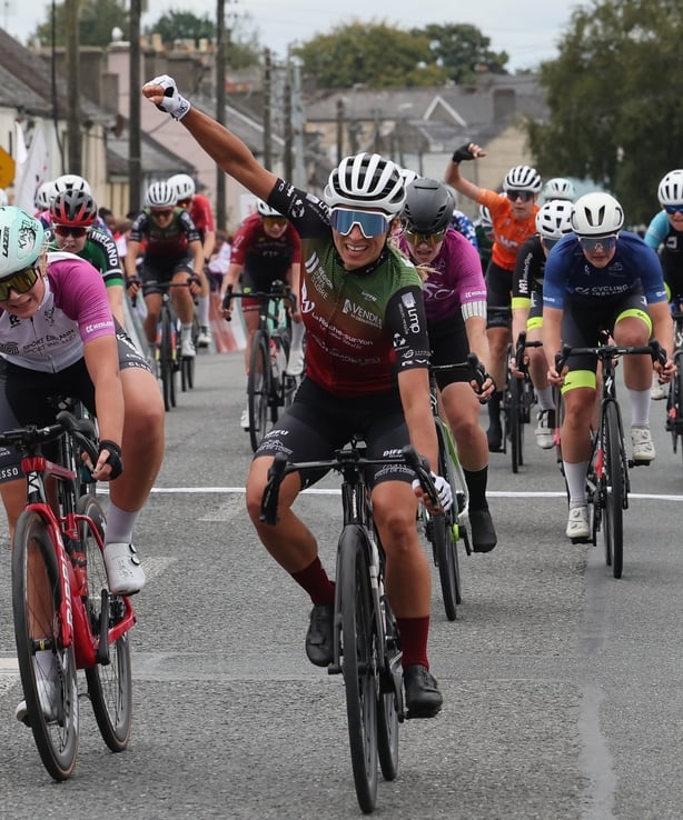 Océane Goergen celebrates her stage victory. Picture credit:©Lorraine O'Sullivan