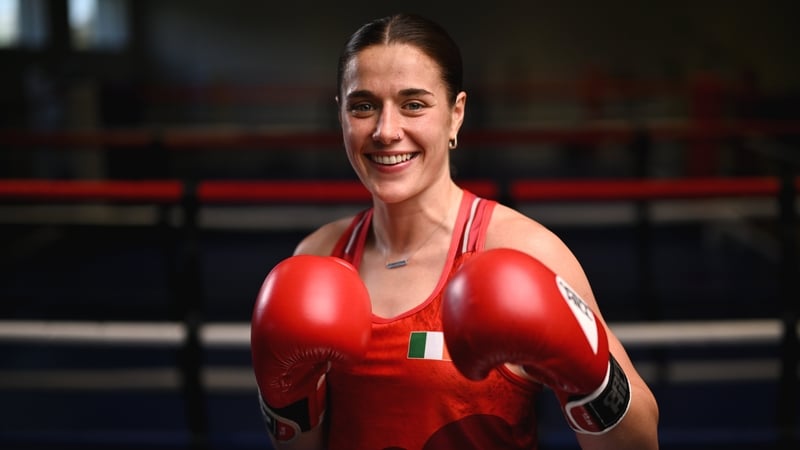 Gráinne Walsh faces Yang Liu of China in the quarter-finals of the 65kg division
