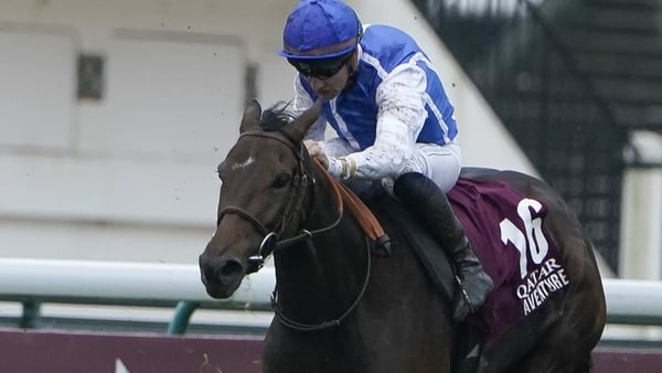 PARIS, FRANCE - OCTOBER 06: Rossa Ryan riding Bluestocking (pink cap) win The Qatar Prix de l'Arc de Triomphe at Hippodrome de ParisLongchamp on October 06, 2024 in Paris, France. (Photo by Alan Crowhurst/Getty Images)